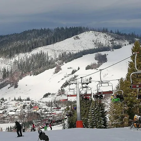 بيت للعطل Lomnanka