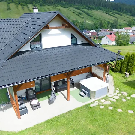 Lomnanka Holiday home Lomna