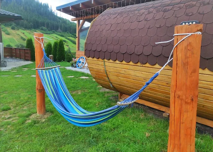 Lomnanka Hébergement de vacances *